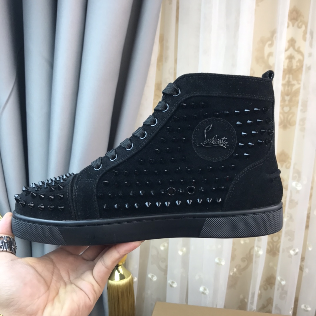 Christian Louboutin Louis Junior Spikes Orlato Flat Sneakers 2 - vstockx