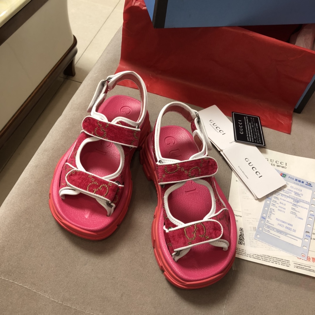 Gucci Leather espadrille with Double G WOMEN 1 - vstockx