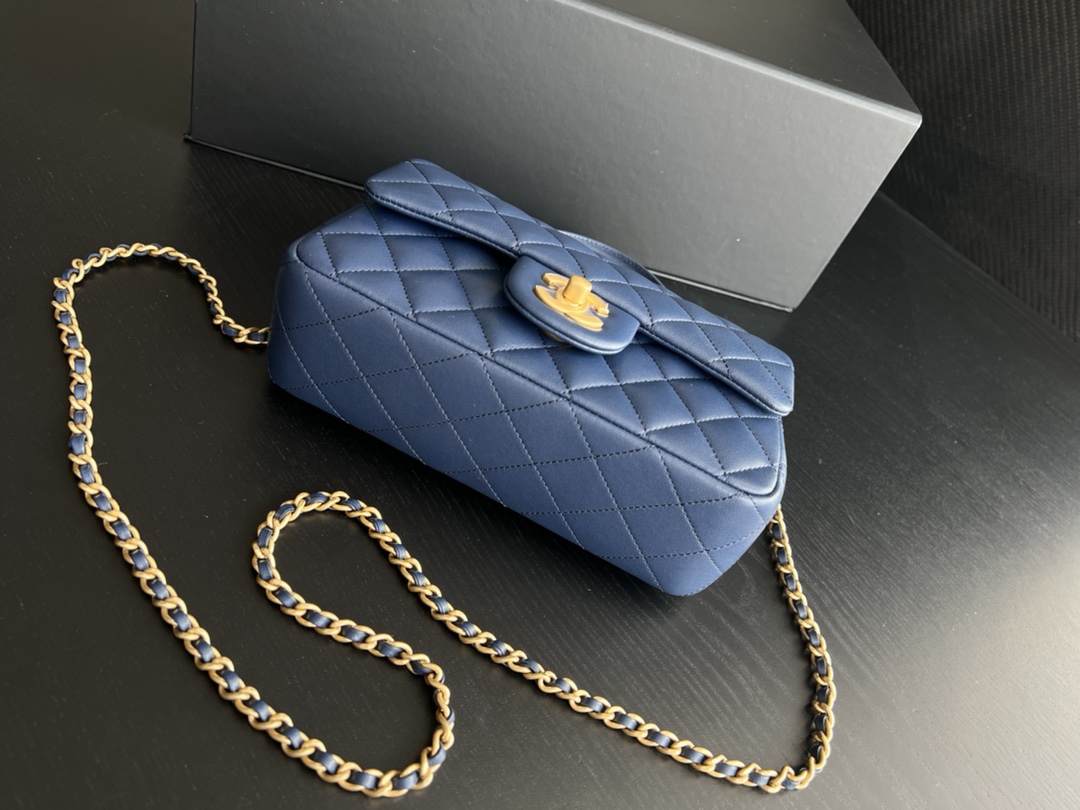 Handbag Chanel 2431 size 20cmx12cmx6 cm - vstockx