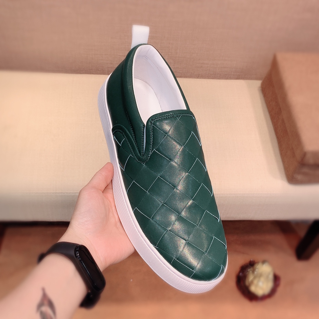 Bottega Veneta Intrecciato Leather Loafers 4 - vstockx
