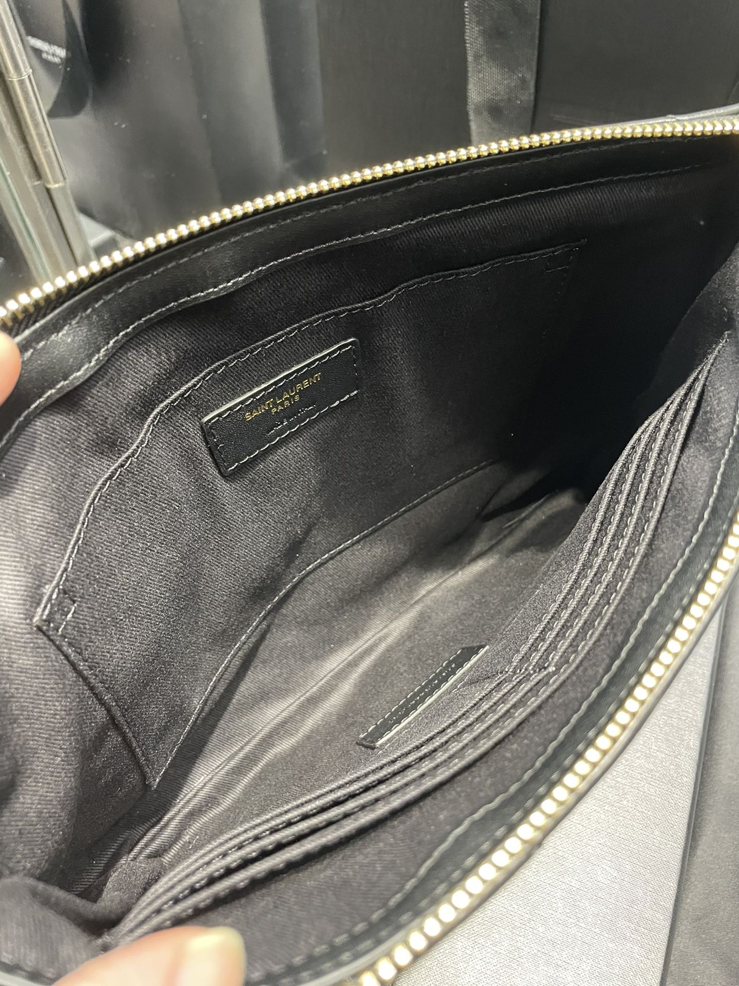 Handbags SAINT LAURENT 413444 size 30  21.5  2 cm - vstockx