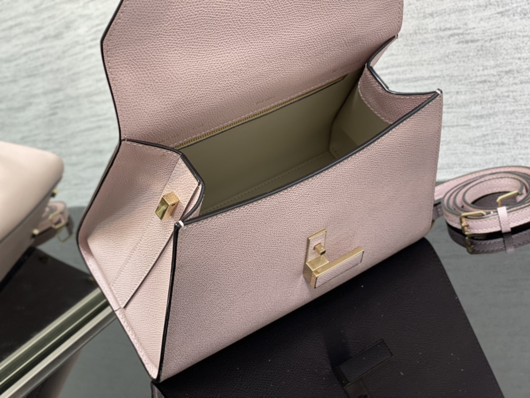 Handbag VALEXTRA size ** - vstockx