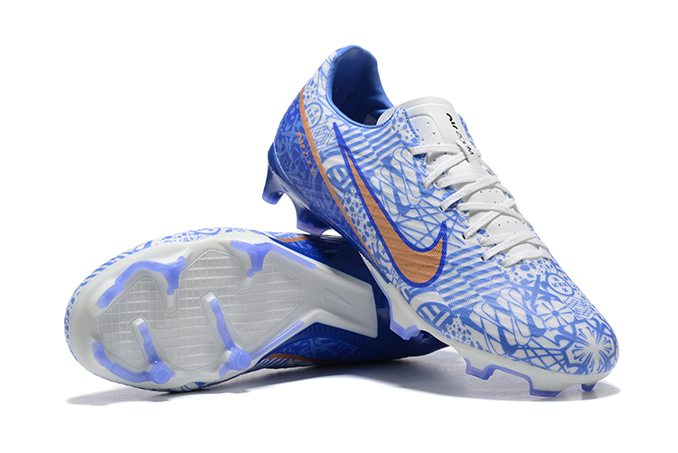 NK football shoes 2 - vstockx