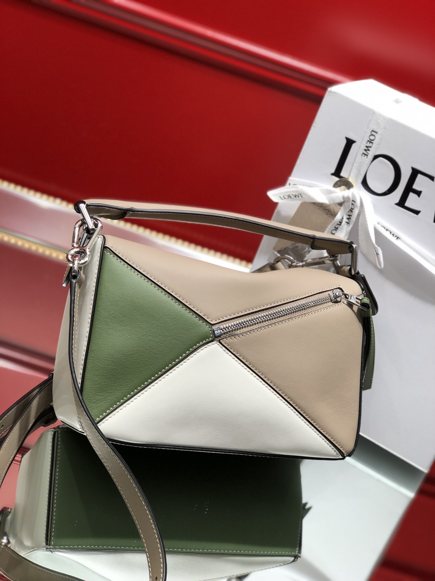Handbags LOEWE zp size:24*14*11 cm - vstockx