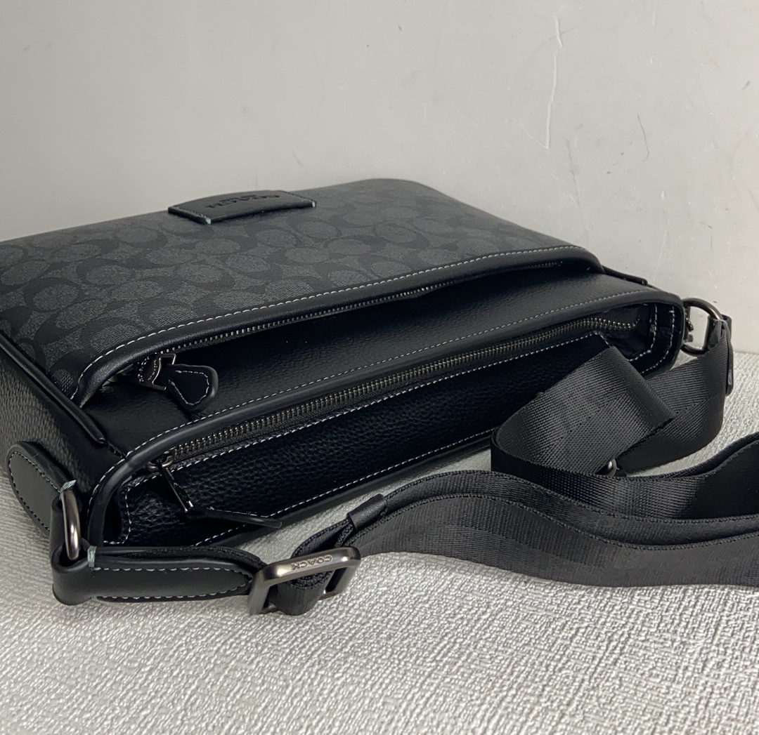 Handbags Coach CH078 size:3*22*6 - vstockx