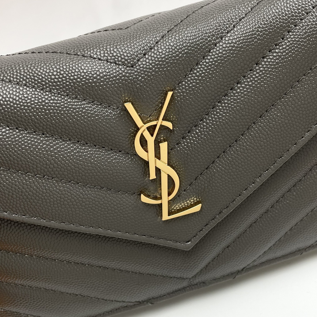 Handbags SAINT LAURENT 393953 size 19x11.5x4 cm - vstockx