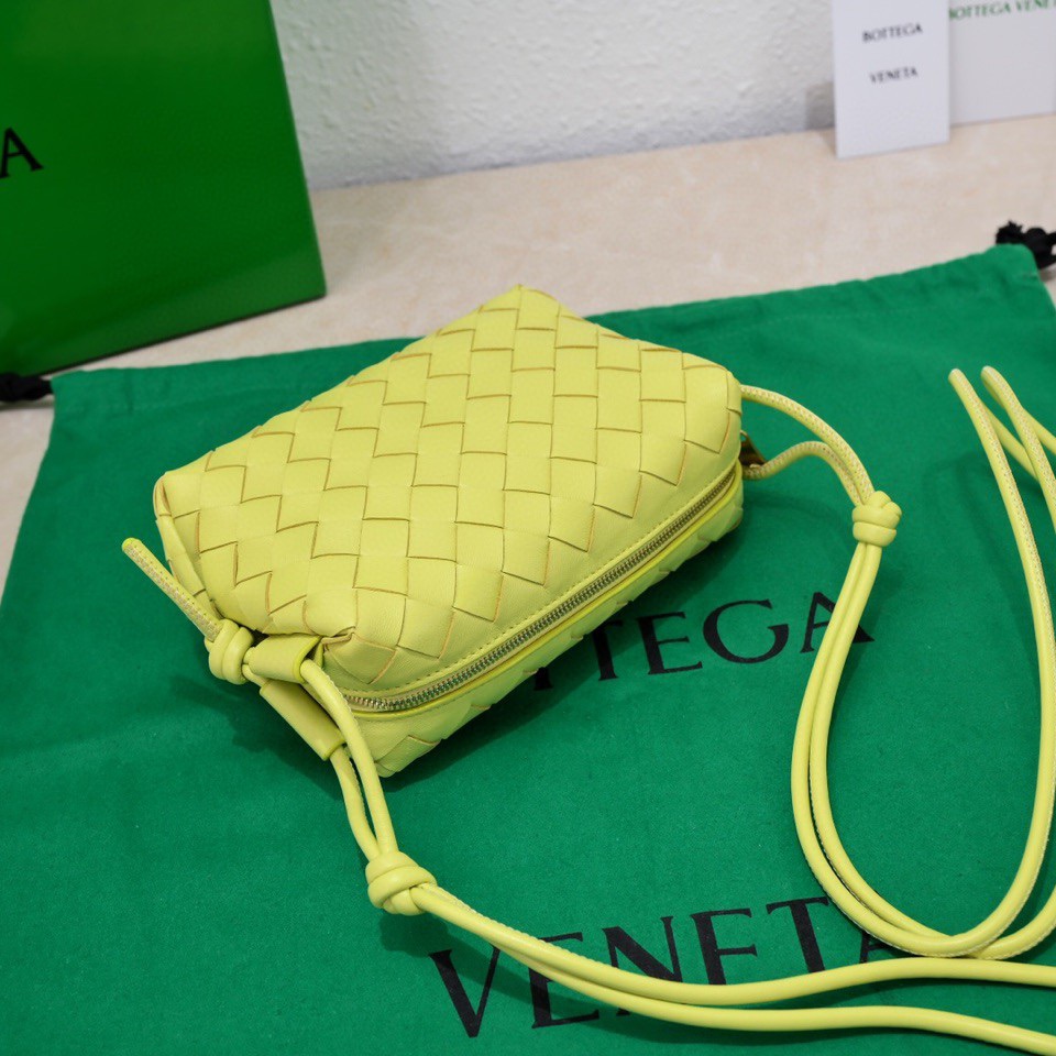 handbags Bottega Veneta 9896 size:17*10*6 - vstockx