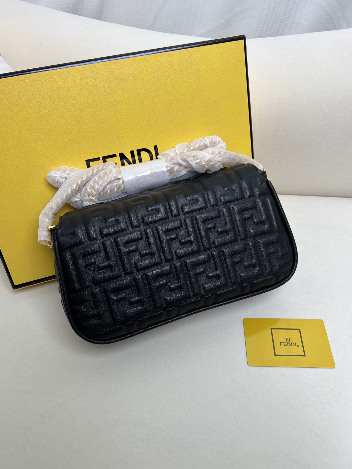 handbags FENDI 8BR793 size:24*14.5*7cm - vstockx