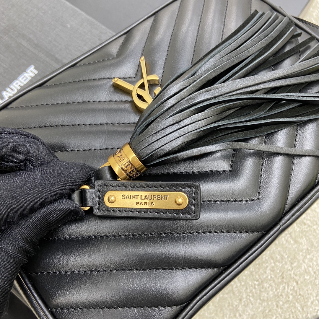 Handbags SAINT LAURENT 520534 size 23x16x6 cm - vstockx