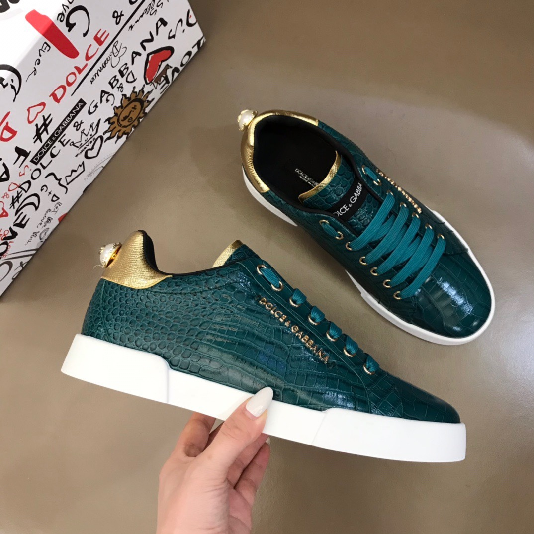 Dolce & Gabbana Low Tops Sneakers 115 - vstockx