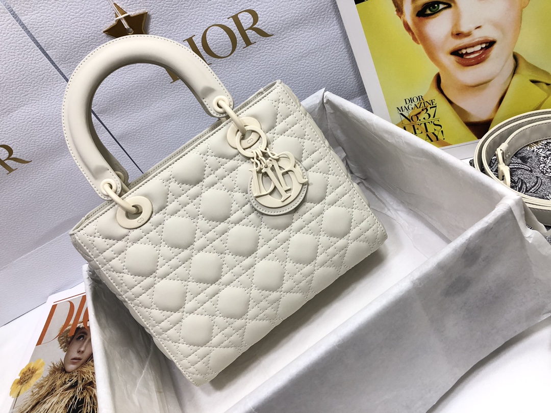 Handbag Dior M0565 size 24 x 20 x 11 cm - vstockx