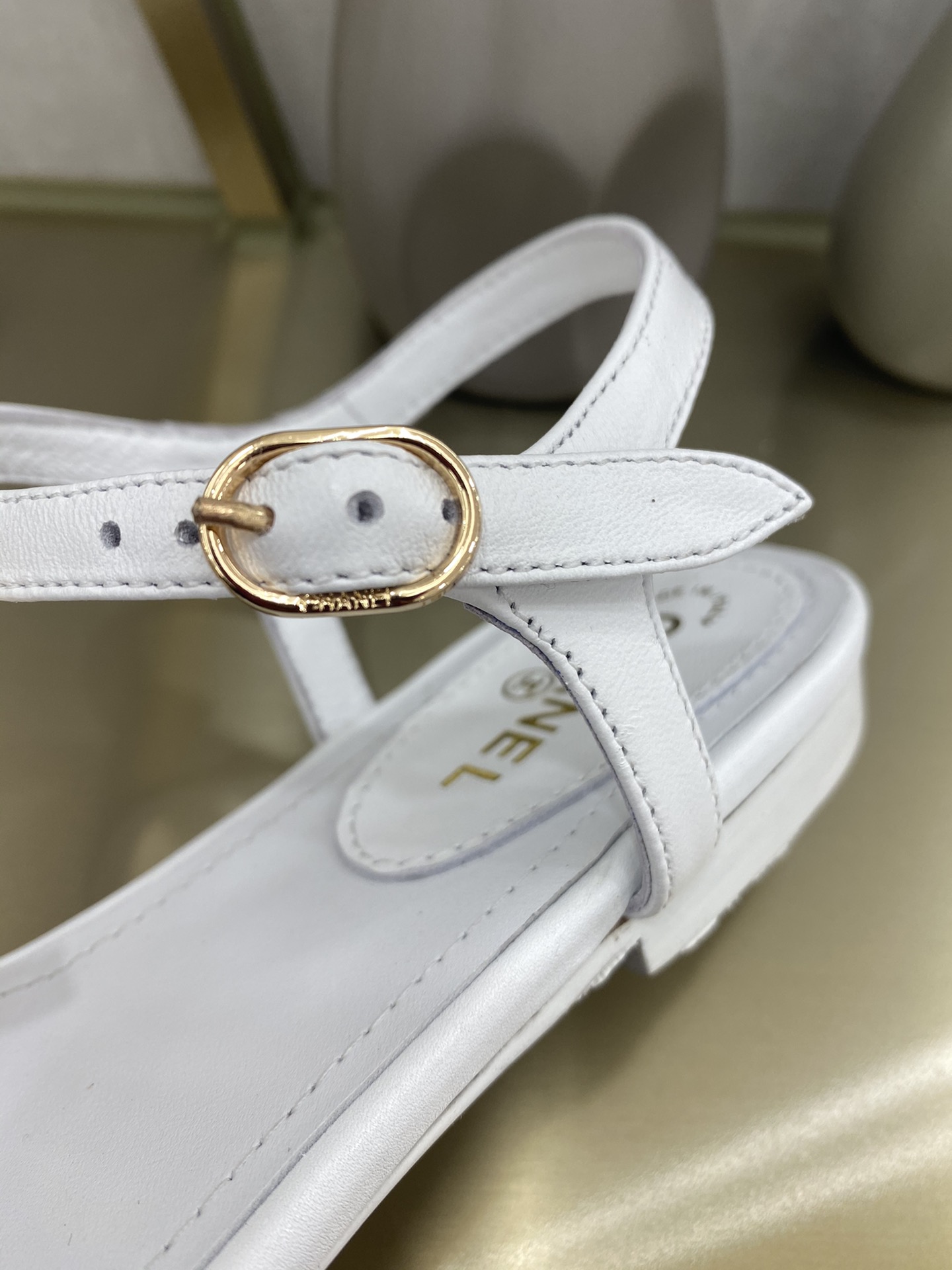 Chanel Slides 35 - vstockx