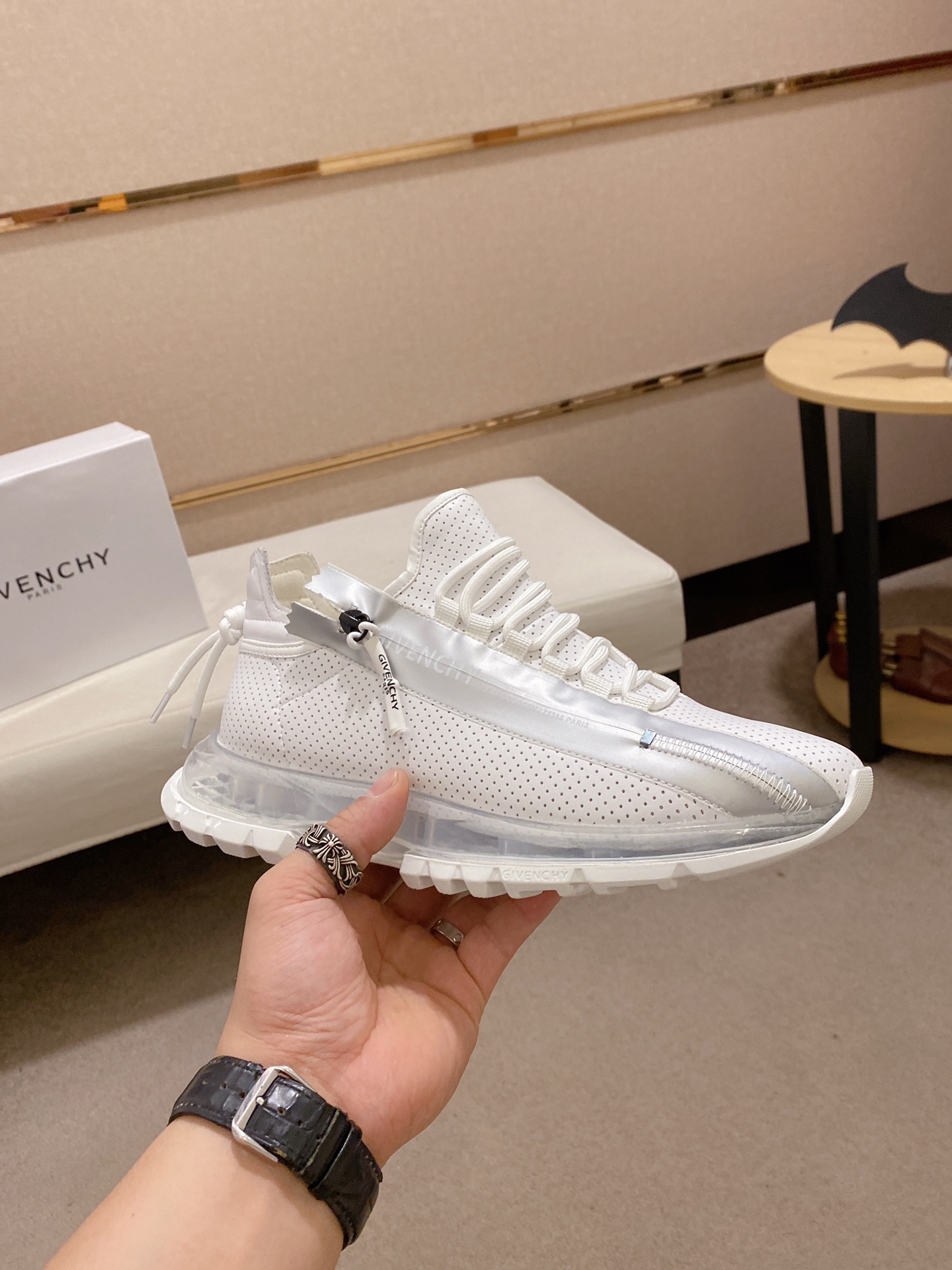 Givenchy Spectre Zip Sneakers 2 - vstockx