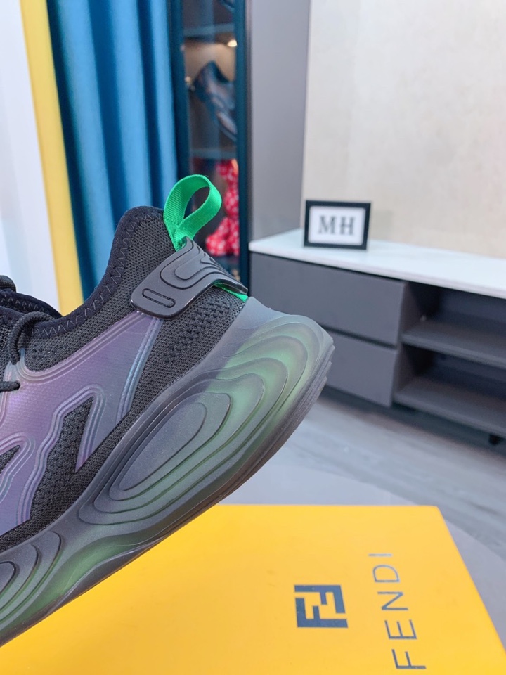 Fendi Low Top Sneakers 6 - vstockx