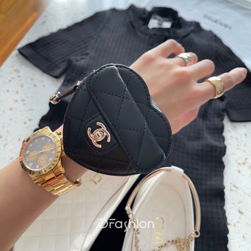 Handbag Chanel size 8*8.5*5.5* cm - vstockx