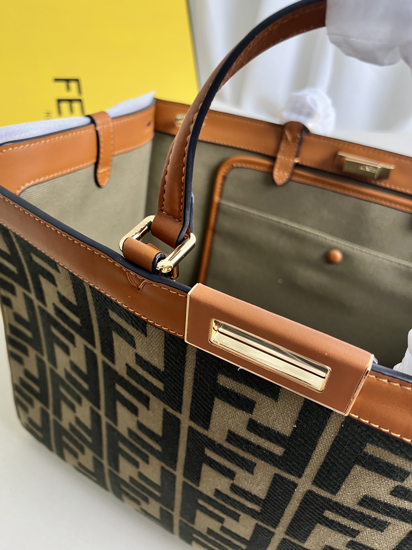 handbags FENDI 1819 size:40*12*29cm - vstockx