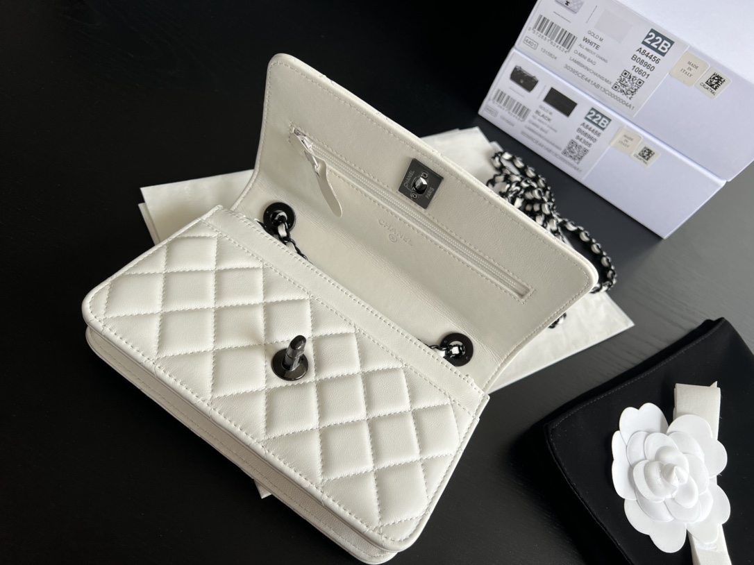 Handbag Chanel 84456 size 19 cm - vstockx