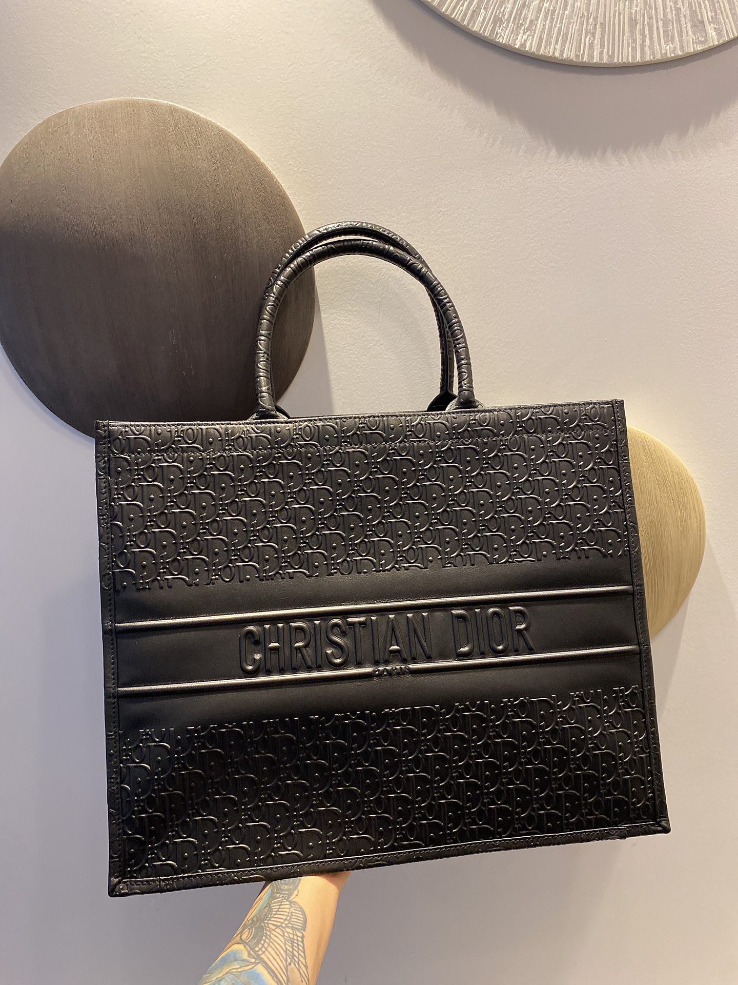 Handbags Dior book tote 1286 size:41.5*32 cm - vstockx