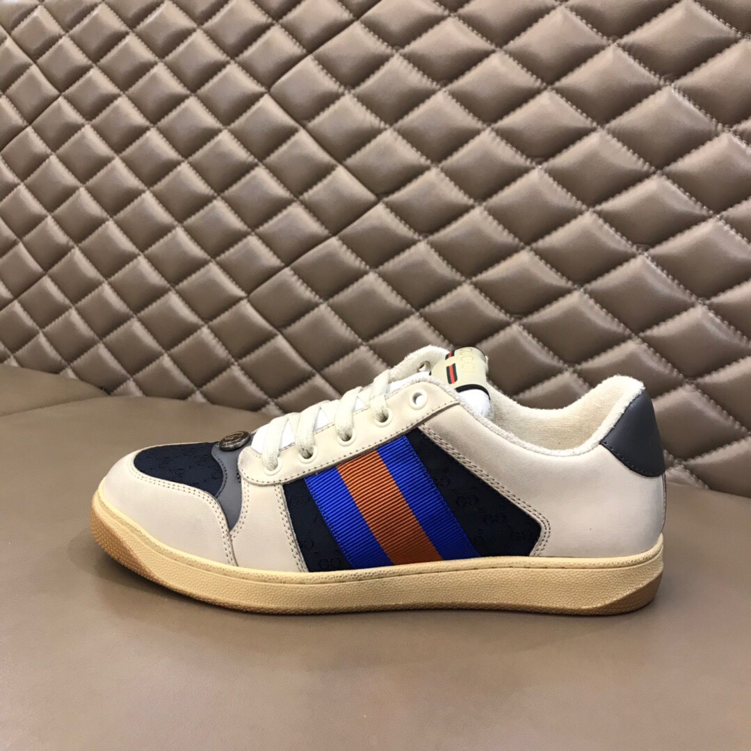 Gucci Screener GG Canvas 16 - vstockx