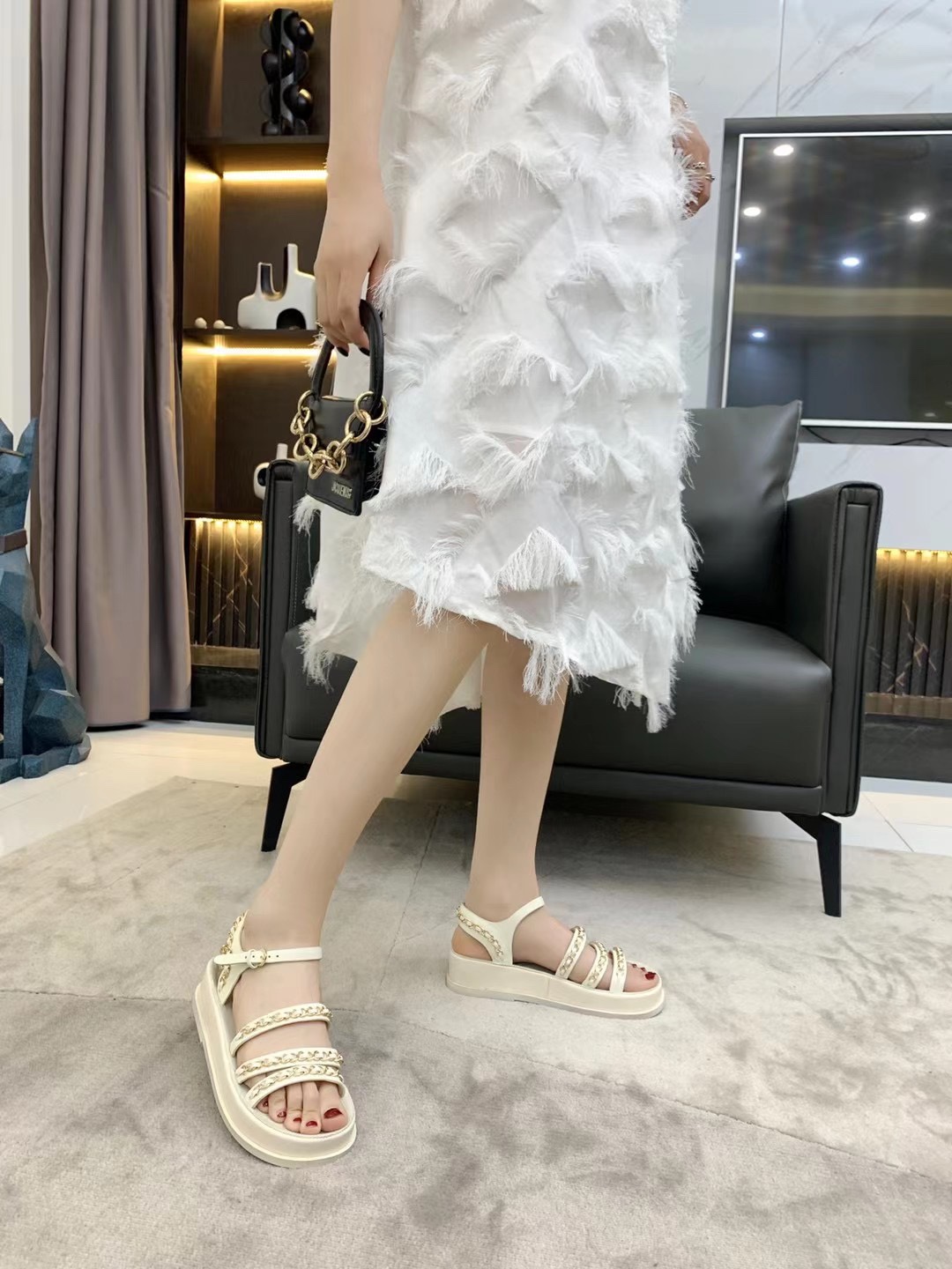 Chanel Slides 12 - vstockx