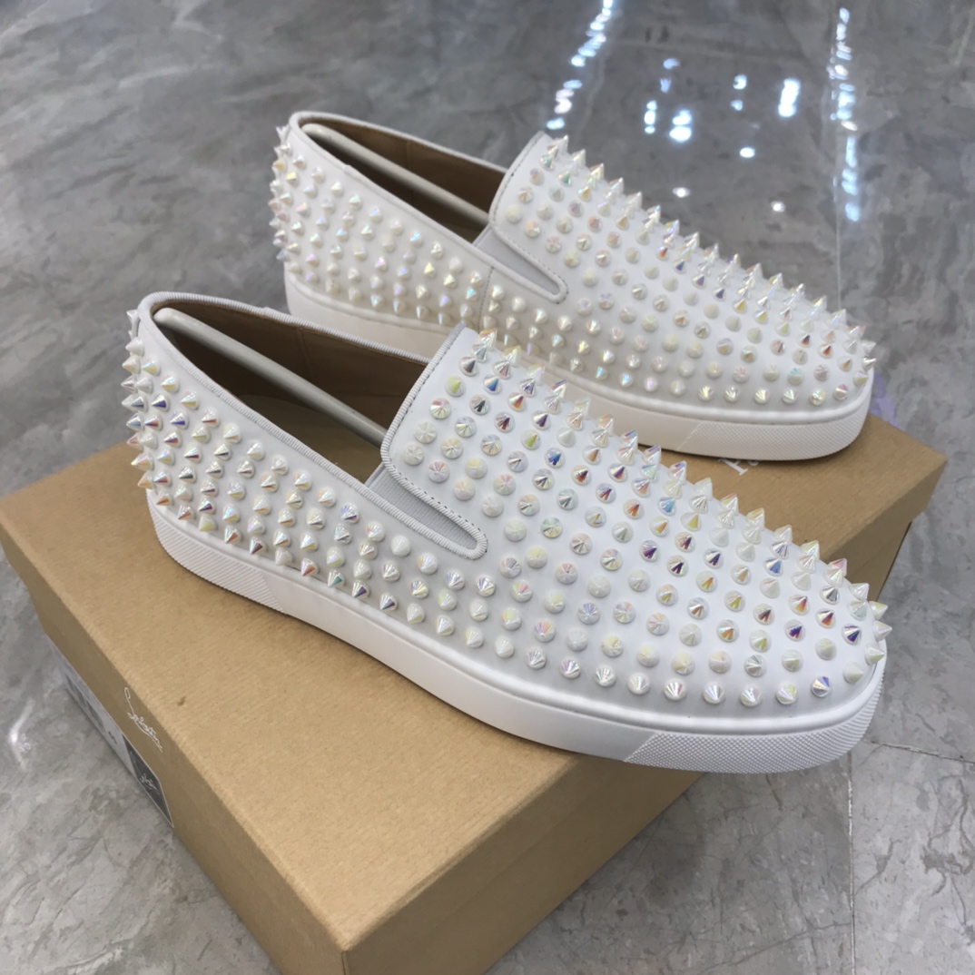 Christian Louboutin Louis Junior Spikes Orlato Flat Sneakers 66 - vstockx