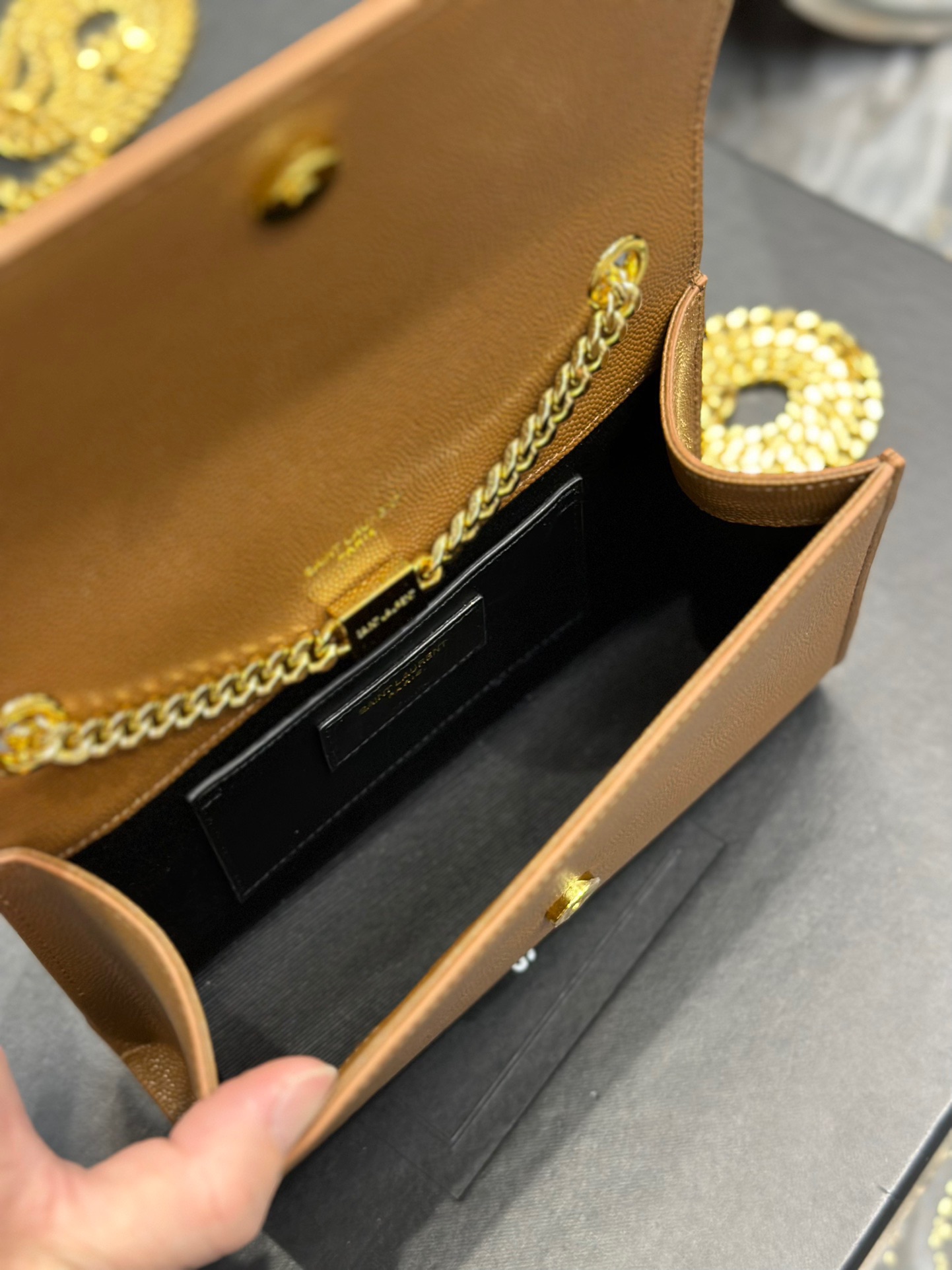 Handbags SAINT LAURENT 469390 size 20x13.5x5.5 cm - vstockx