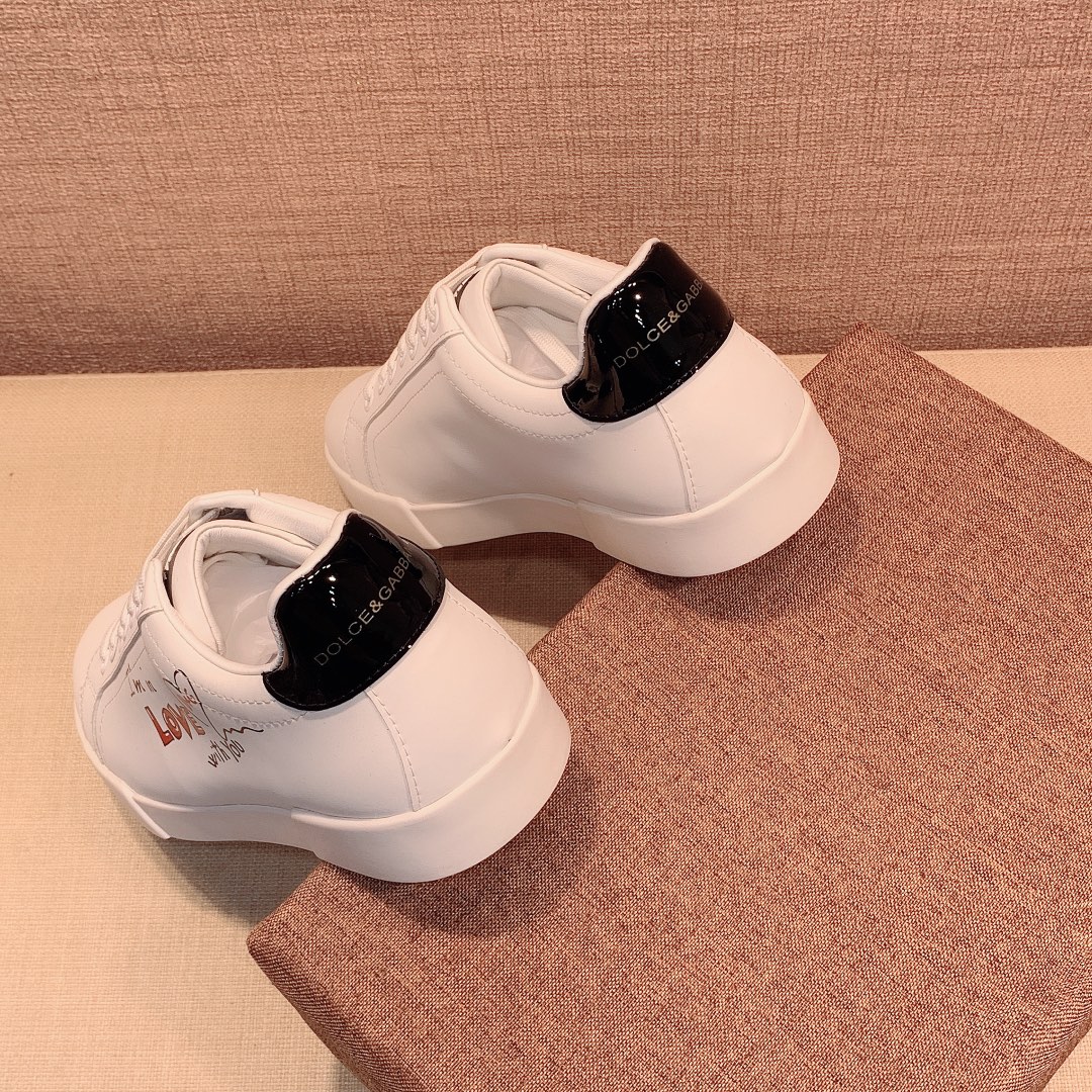 Dolce & Gabbana Low Tops Sneakers 6 - vstockx