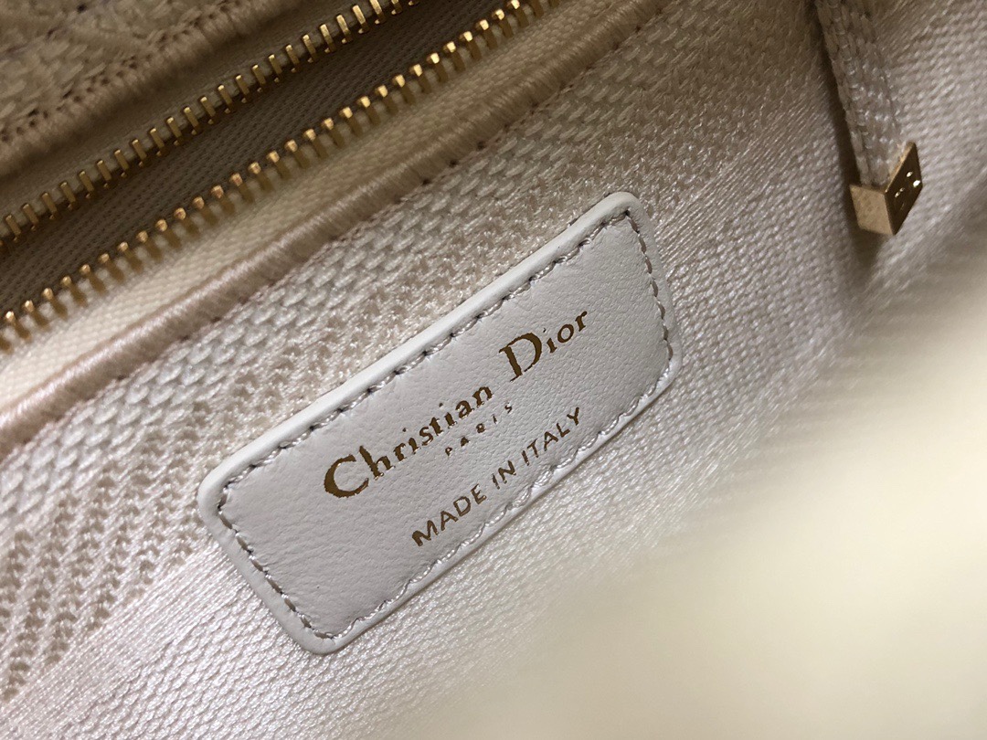 Handbag Dior M0565 size 24*20*11 cmm - vstockx