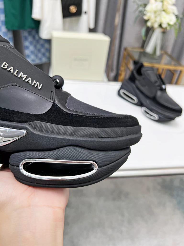 Balmain B-Bold Low-Top Black Suede - vstockx