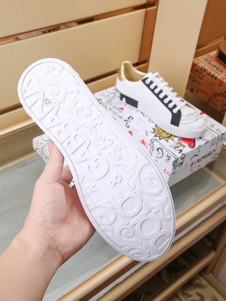 Dolce & Gabbana Low Tops Sneakers 142 - vstockx