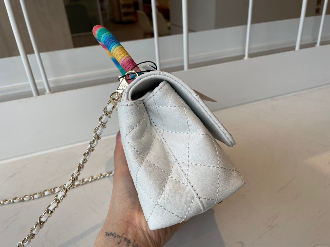 Handbag Chanel AS2215 - vstockx