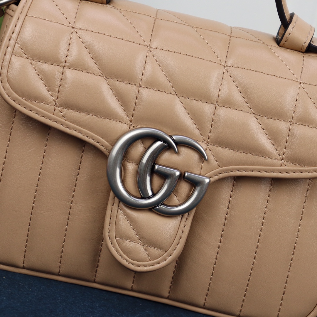 Handbag Gucci 583571 size 21X15.5X8 cm - vstockx