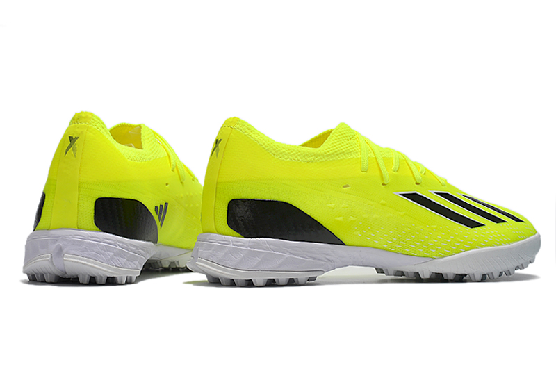 AD football shoes 34 - vstockx