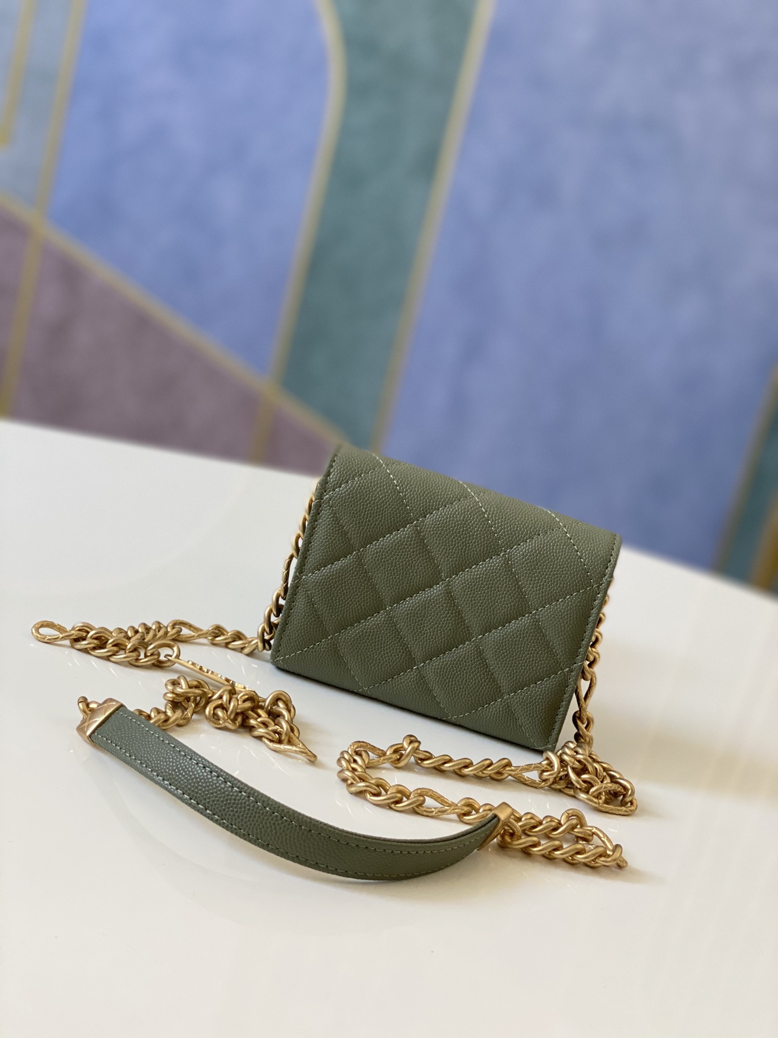 Handbag Chanel 81156 size 12 9 2.5 cm - vstockx