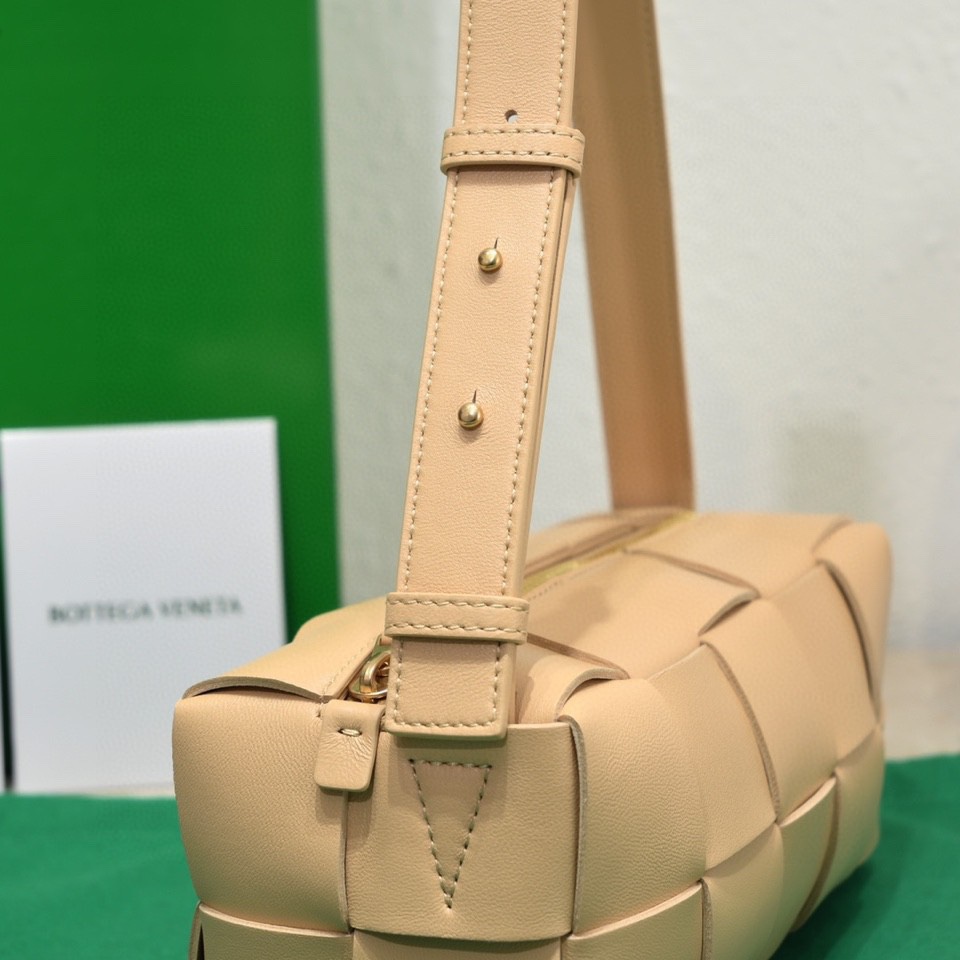 handbags Bottega Veneta 9305 size:23.5*10*10cm - vstockx