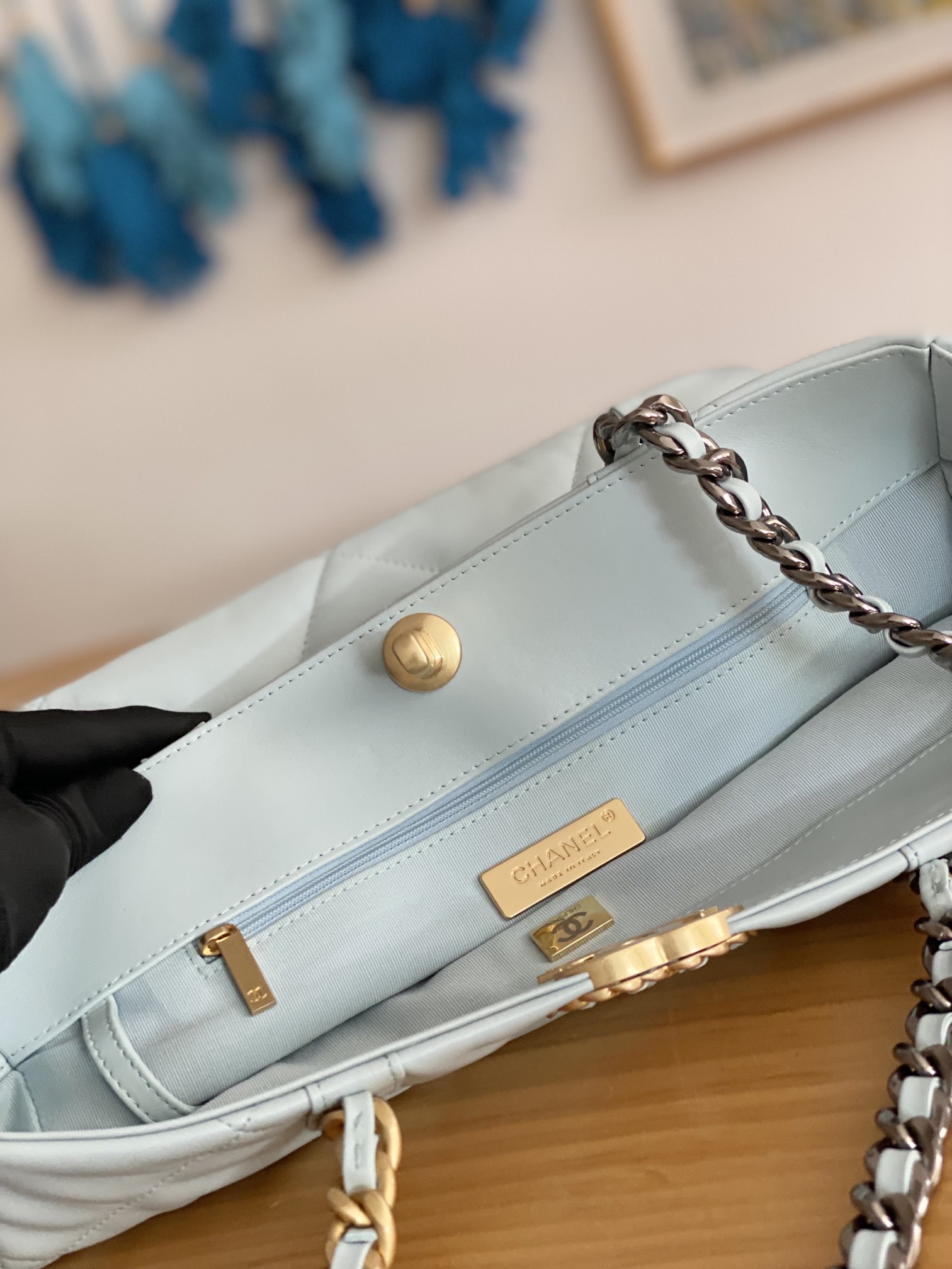 Handbag Chanel AS3660 size 24*41*10.5 - vstockx