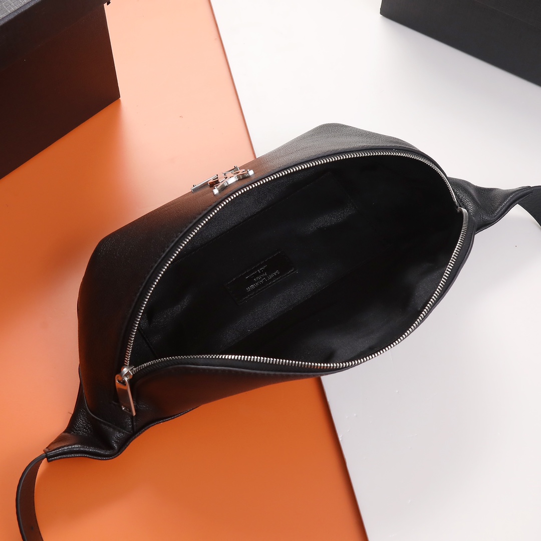 Handbags SAINT LAURENT 569737 size 25  14  3.5 cm - vstockx