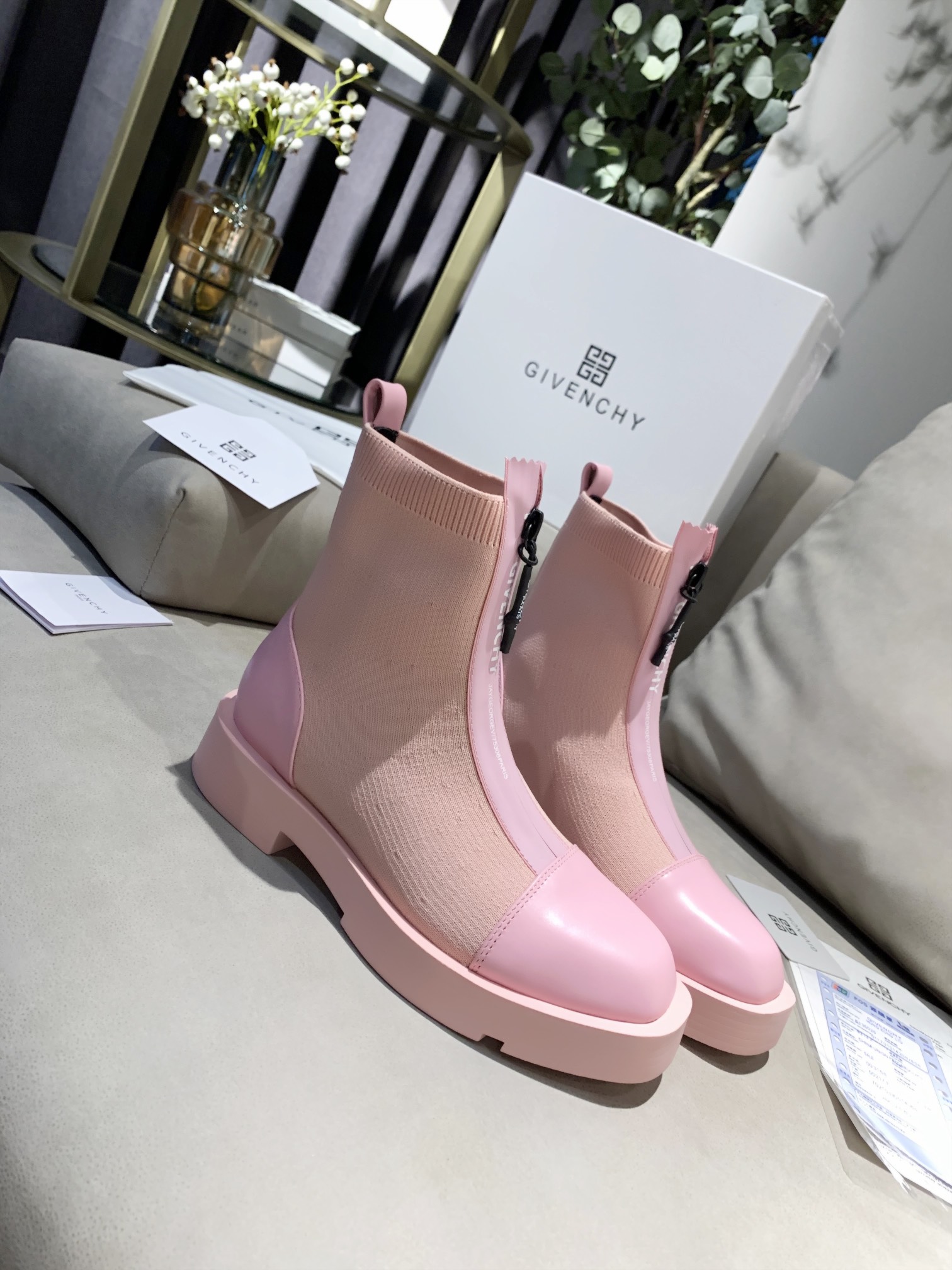 Givenchy Boots 19 - vstockx