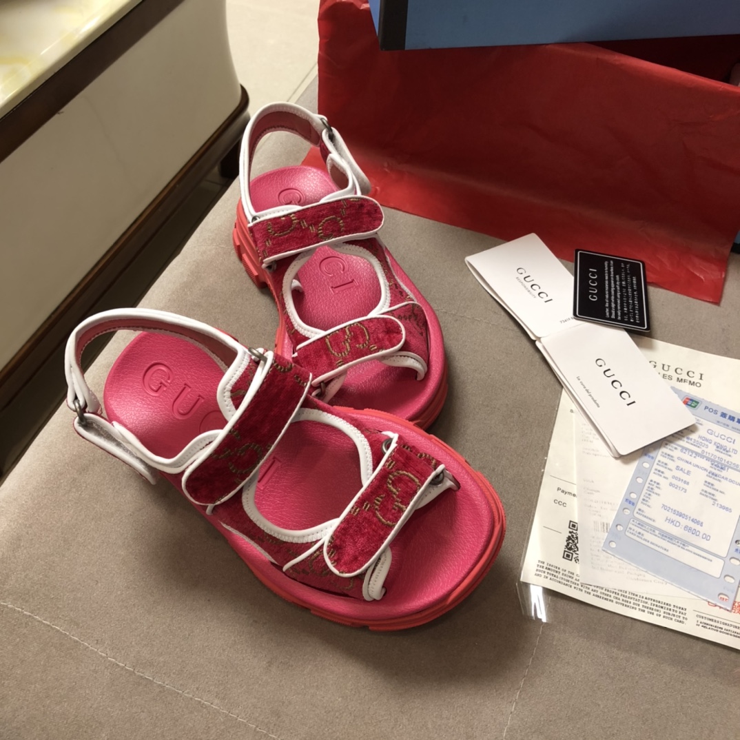 Gucci Leather espadrille with Double G WOMEN 1 - vstockx