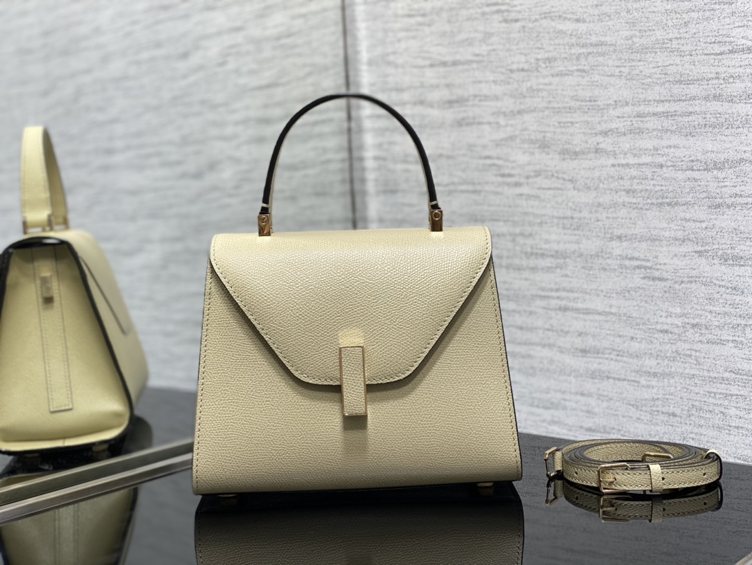 Handbag VALEXTRA size *'* - vstockx