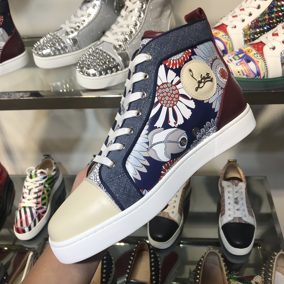 Christian Louboutin Louis Junior Spikes Orlato Flat Sneakers 32 - vstockx