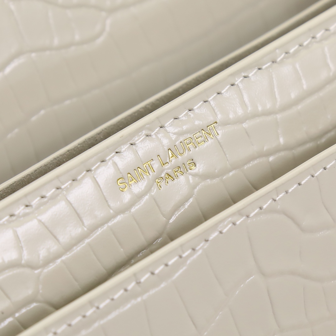 Handbags SAINT LAURENT 422906 size 22x8x16 CM - vstockx