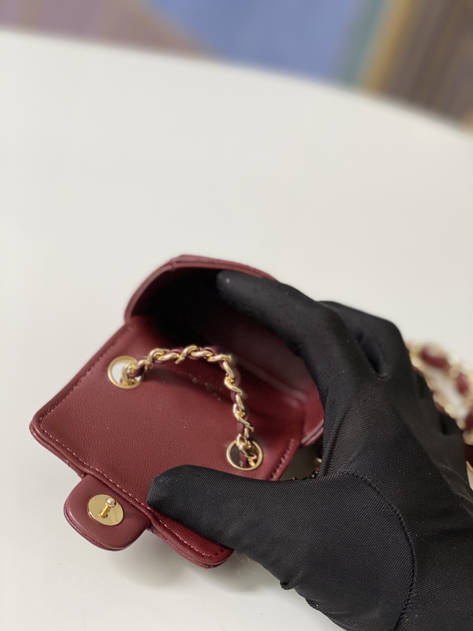 Handbag Chanel 2080 size 9.8.3 cm - vstockx