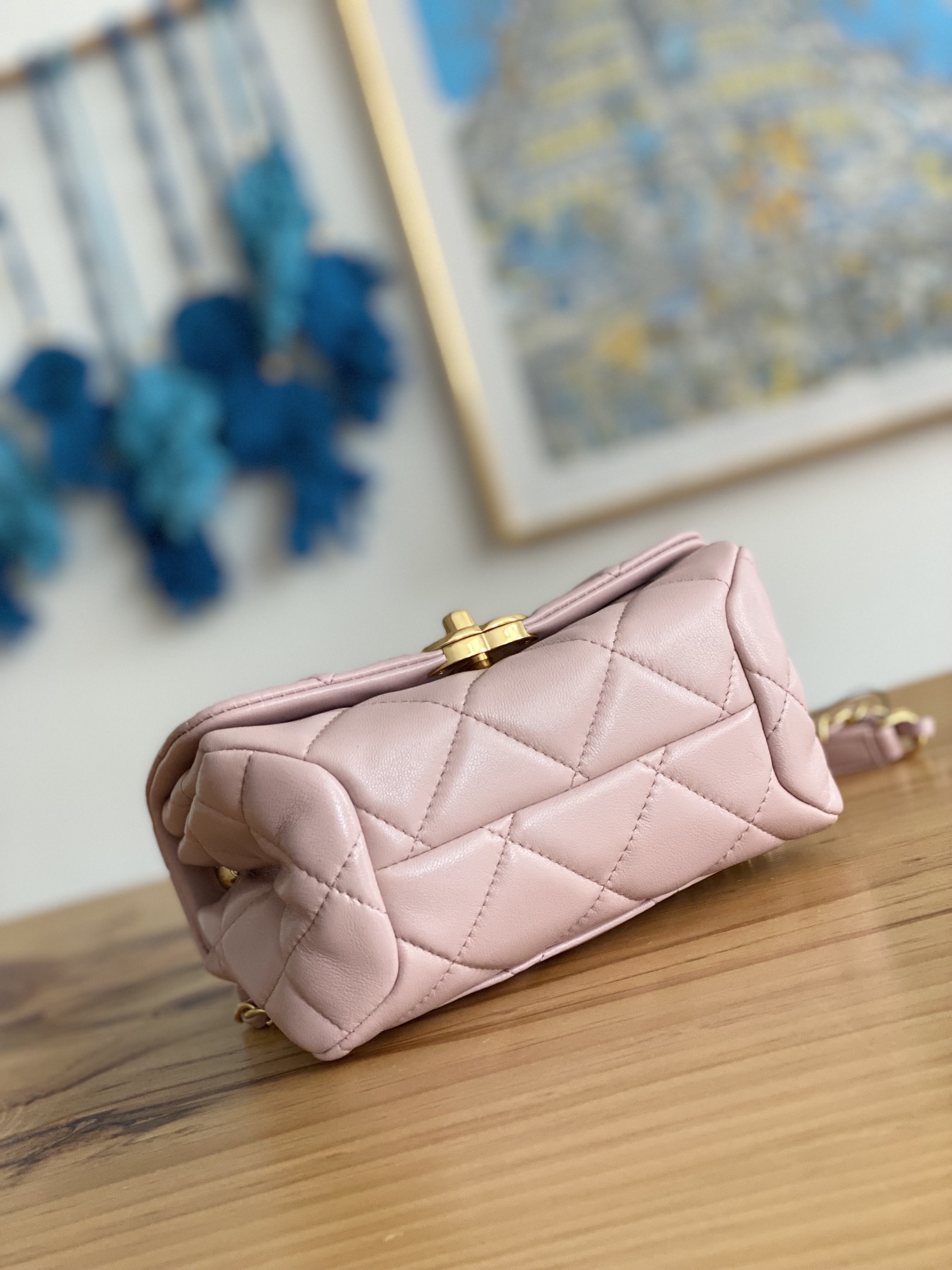 Handbag Chanel 3365 size 17X11.5X8.5 Cm - vstockx