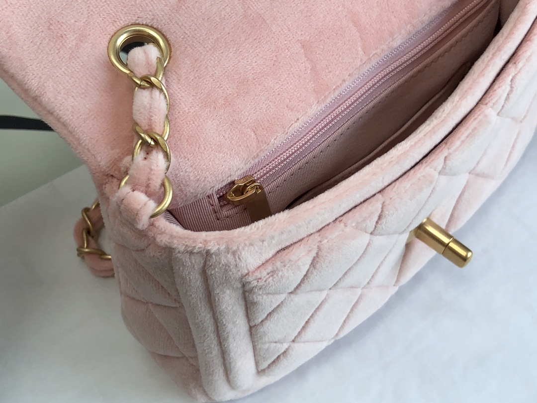 Handbag Chanel size 18  13  7 cm - vstockx