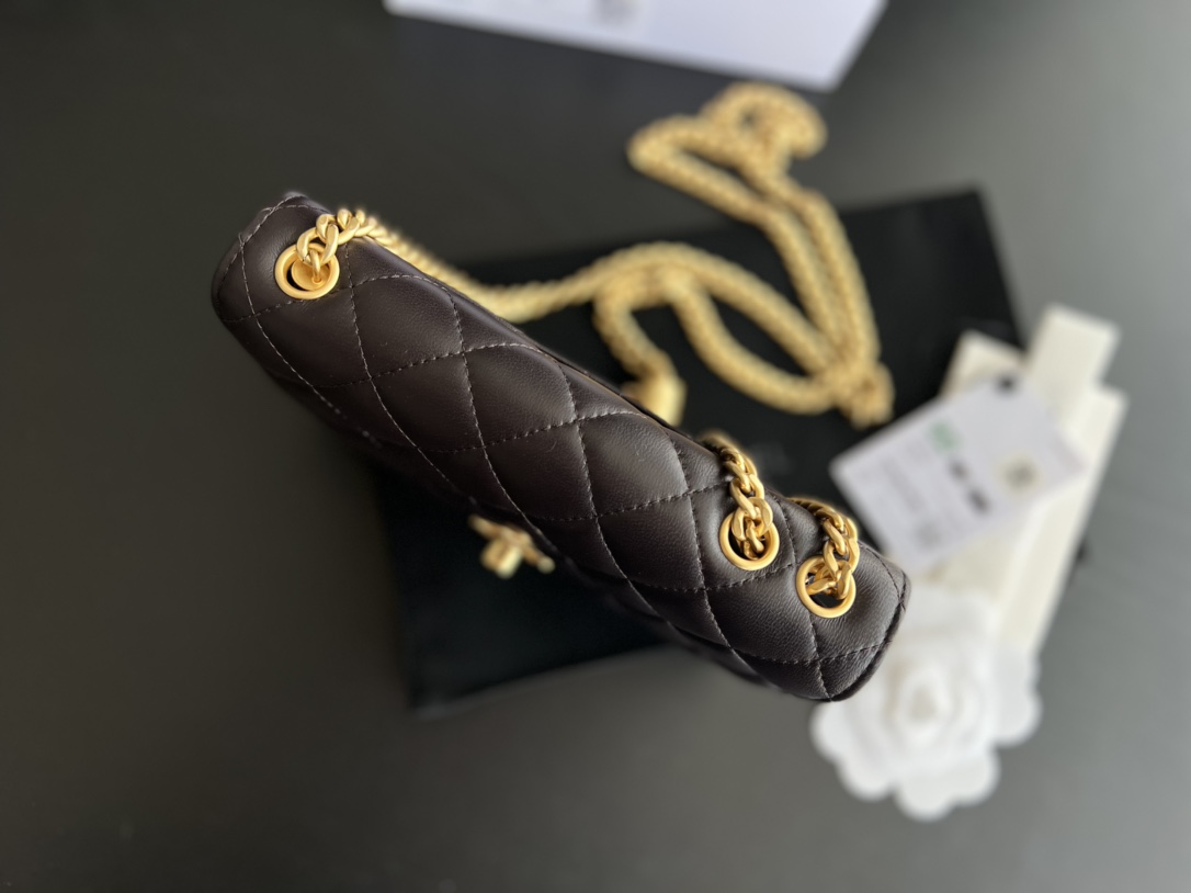 Handbag Chanel AP3043 size 19 cm - vstockx