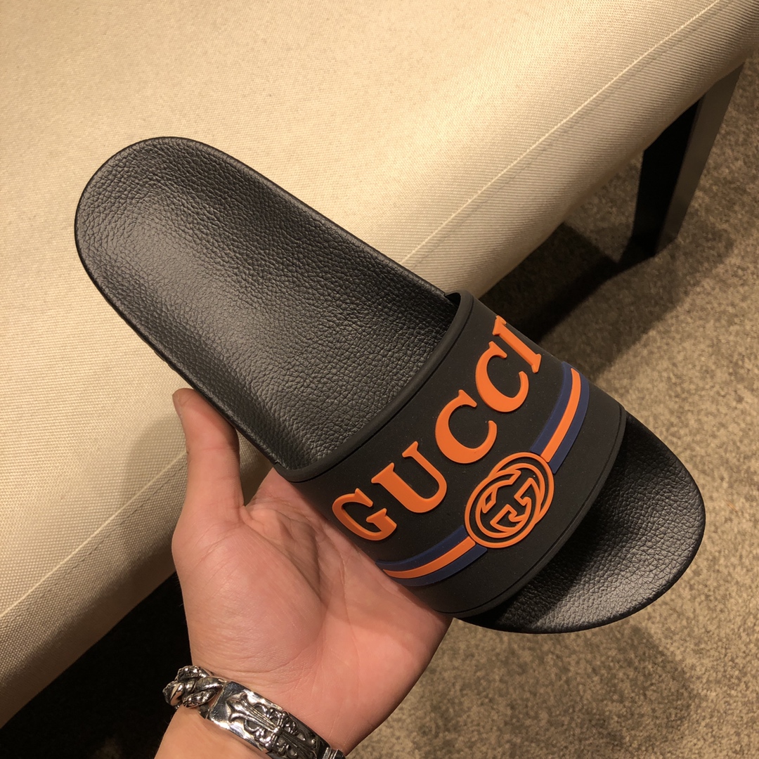 Gucci Slippers 49 - vstockx