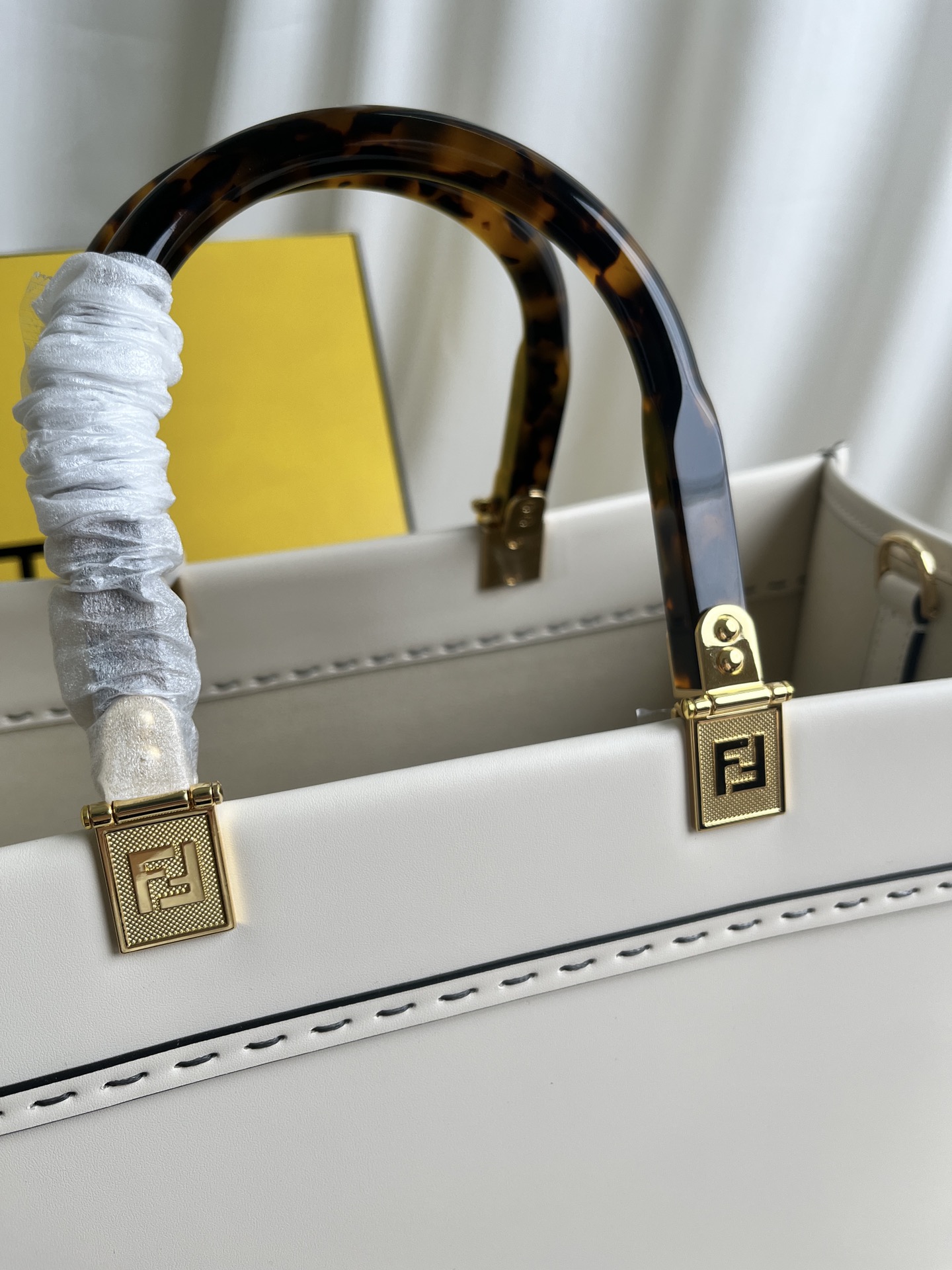 handbags FENDI 877 size:17*35*31 - vstockx