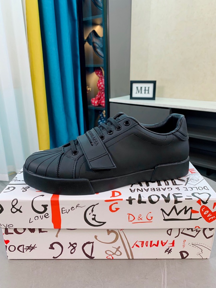 Dolce & Gabbana Low Tops Sneakers 91 - vstockx