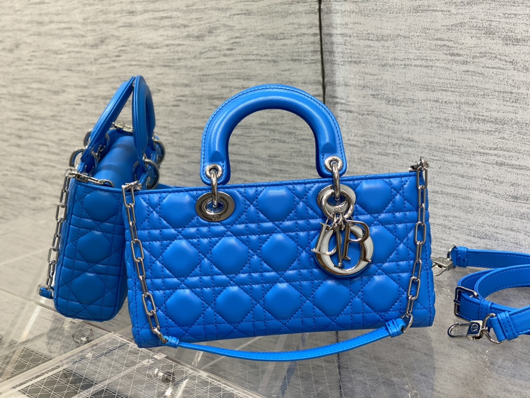 Handbag Dior size 26*6*14 cm - vstockx